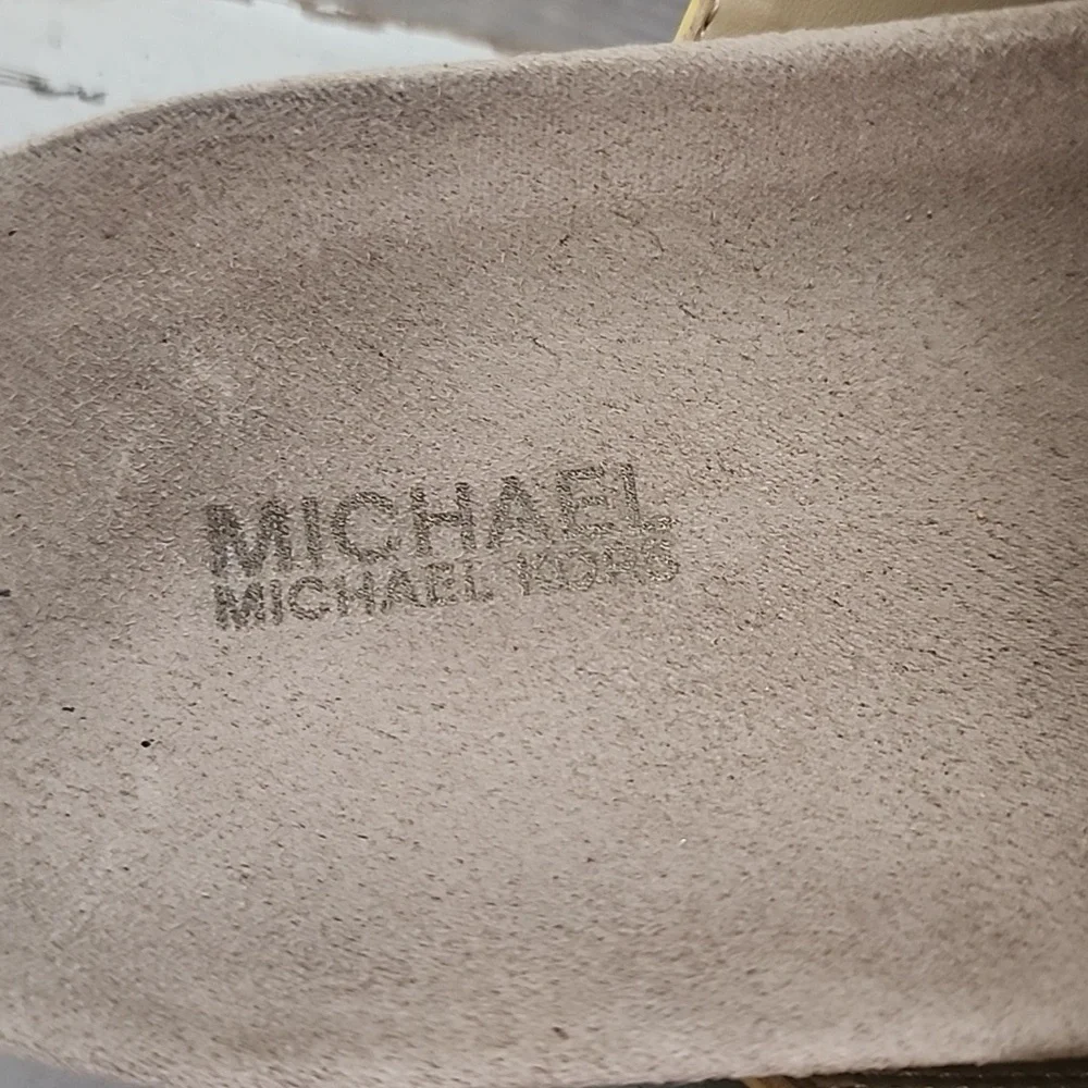 MICHAEL KORS WOMAN'S SANDALS - Picture 9 of 10